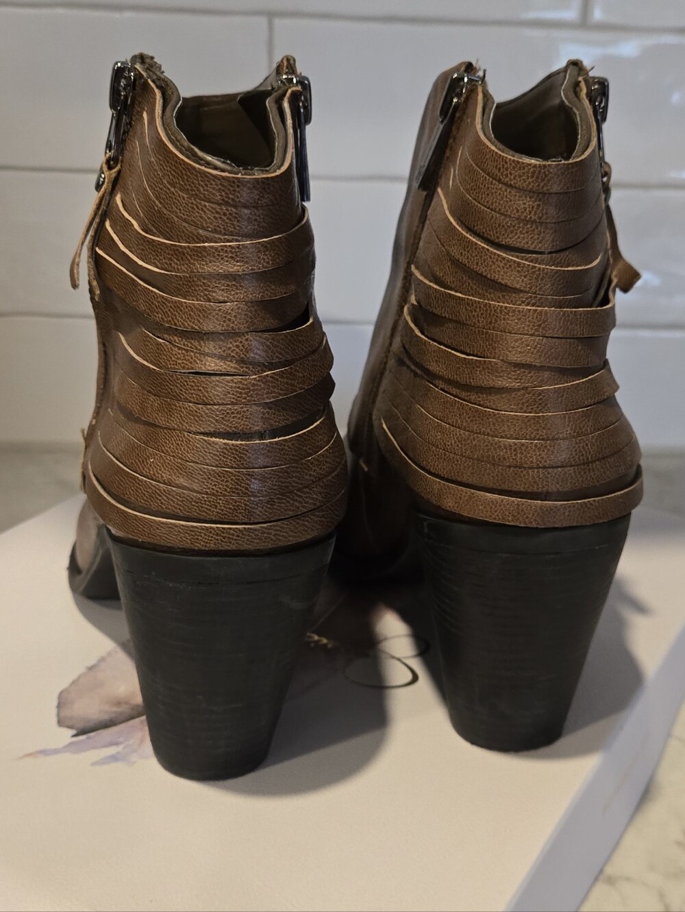 Jessica Simpson Cerrina Boot - Picture 4 of 13
